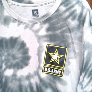 Nwt Army Short Sleeve T-shirt (2XL)